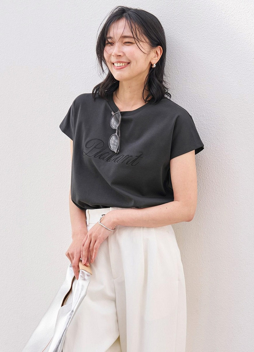 刺繡法式小包袖棉T